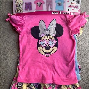 Girls 3T Disney Minnie Pink 5 piece PJ set. Includes shorts, shirt & pants. NEW